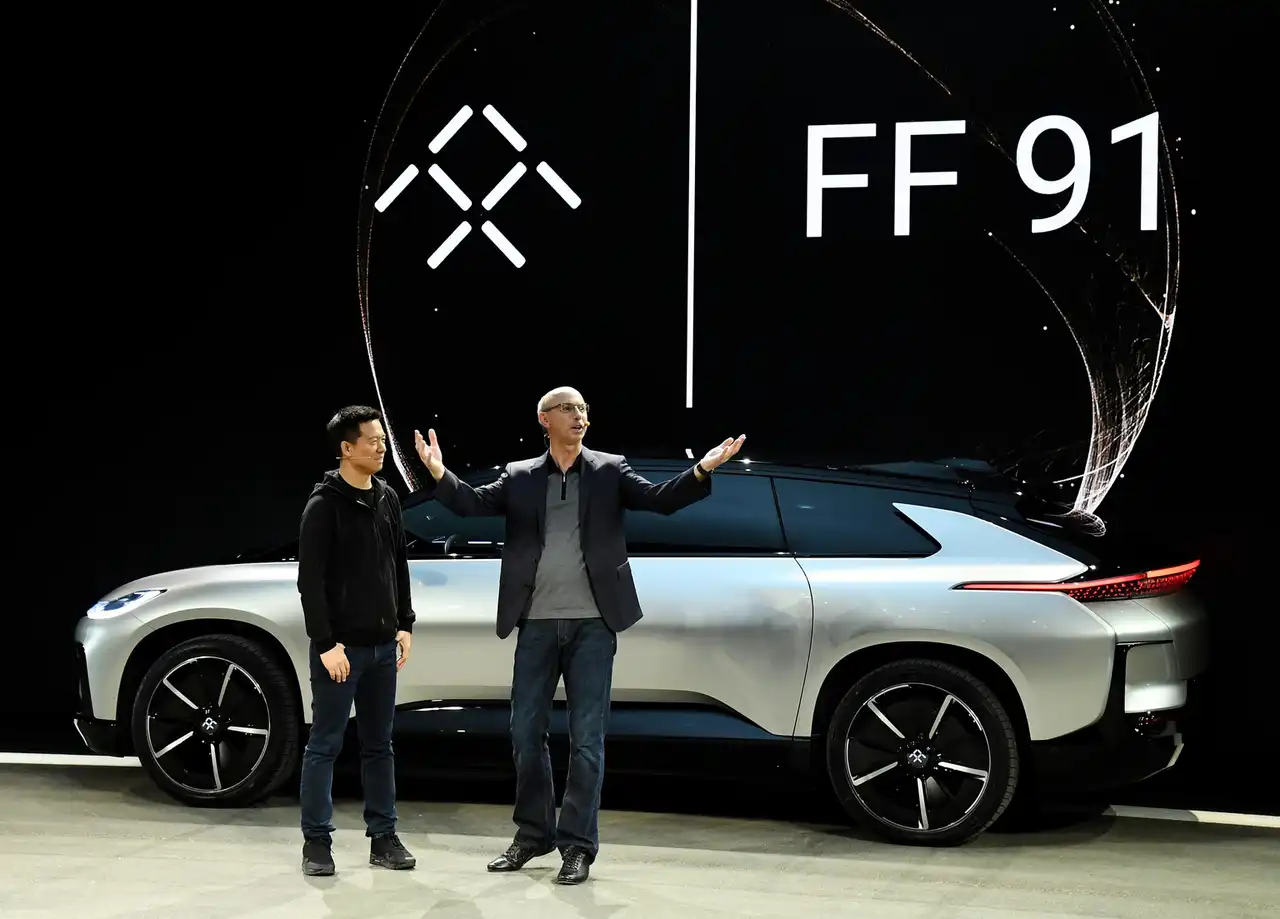ما هي سهم FFIE؟ وهل تستحق شركة Faraday Future الاستثمار؟ تحليل وتوقع سعر سهم FFIE (2025-2030)