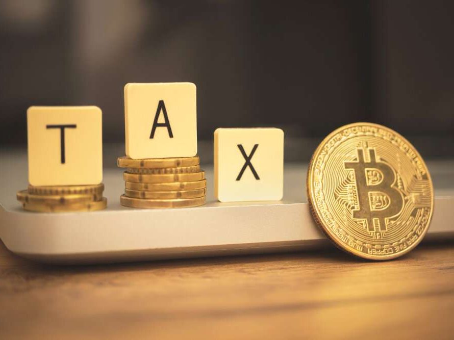 How to Calculate Crypto Tax in 2025: A Complete Step-by-Step Guide
