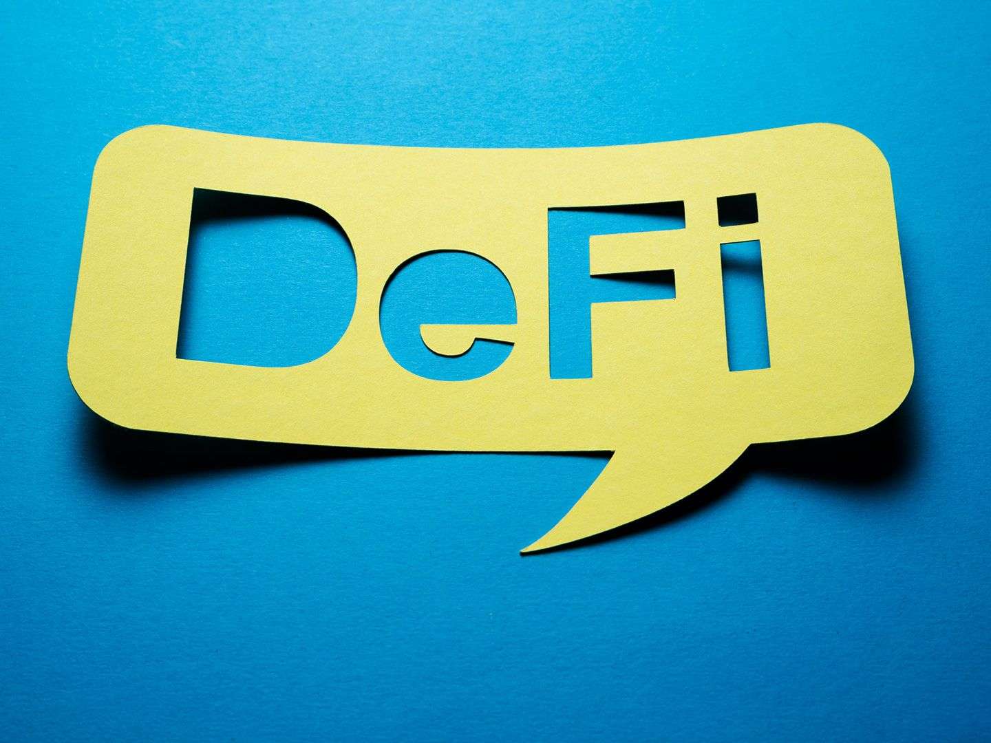DeFi pour les débutants : fonctionnement, plateformes populaires et risques