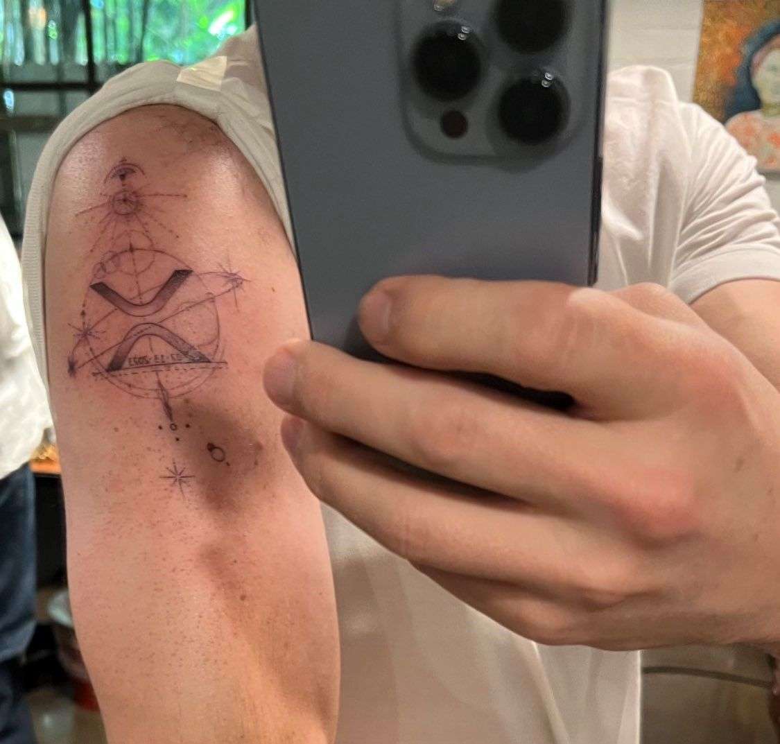 Ripple CEO’s Tattoo Goes Viral: What Brad Garlinghouse’s XRP Ink Tells Investors
