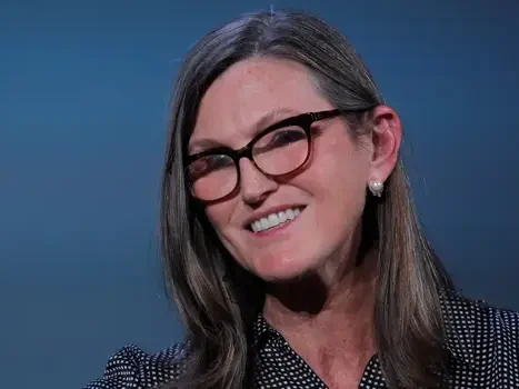 Cathie Wood Robinhood Crypto Investment – What It Means for Crypto Investors