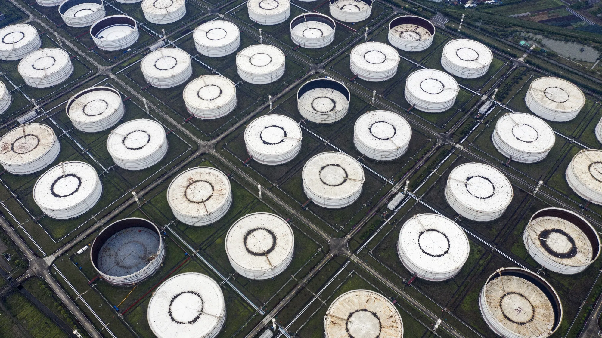 Where and How to Buy Chinese Oil Asset Reserve Price (COAR) in 2026?